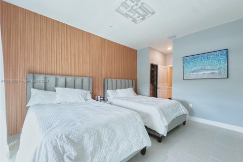 Купить кондоминиум в Дорал, Флорида 2 спальни, 104.42м2, № 1698559 - фото 11