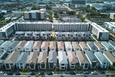 Купить кондоминиум в Дорал, Флорида 2 спальни, 104.42м2, № 1698559 - фото 25
