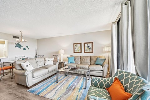 Condo in Longboat Key, Florida, 2 bedrooms  № 1904197 - photo 7