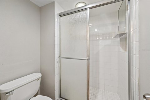 Condo in Longboat Key, Florida, 2 bedrooms  № 1904197 - photo 22