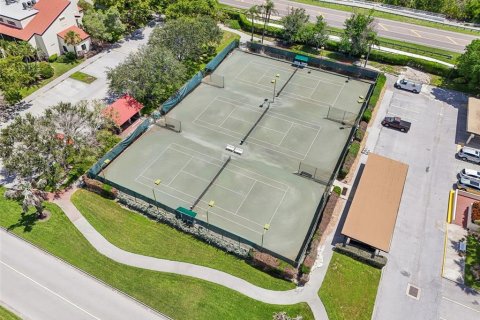 Condo in Longboat Key, Florida, 2 bedrooms  № 1904197 - photo 26