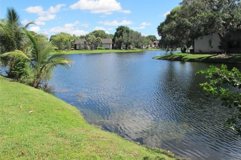 Condo in Sunrise, Florida, 3 bedrooms  № 1942180 - photo 28