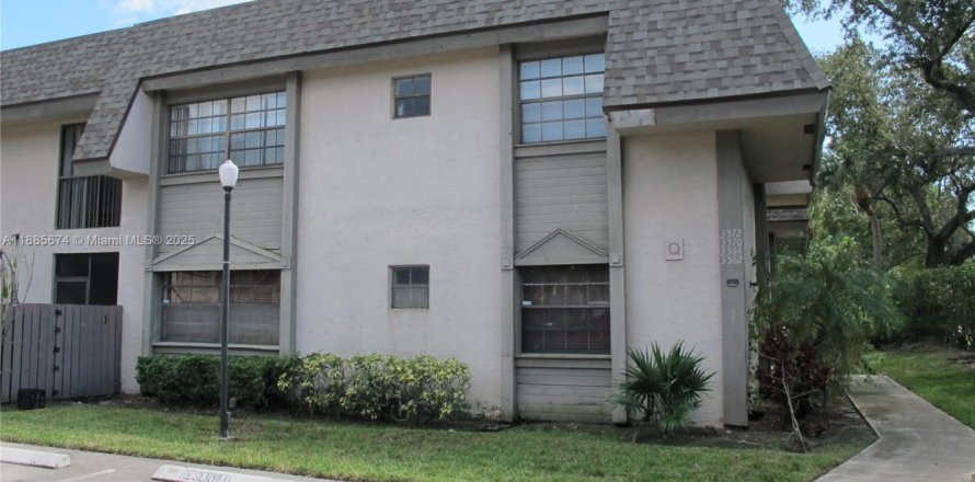 Condominio en Sunrise, Florida, 3 dormitorios  № 1942180