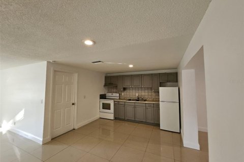 Villa ou maison à vendre à Apollo Beach, Floride: 3 chambres, 79.52 m2 № 2102970 - photo 16