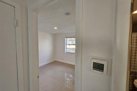 Villa ou maison à vendre à Apollo Beach, Floride: 3 chambres, 79.52 m2 № 2102970 - photo 7