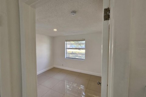 Villa ou maison à vendre à Apollo Beach, Floride: 3 chambres, 79.52 m2 № 2102970 - photo 18