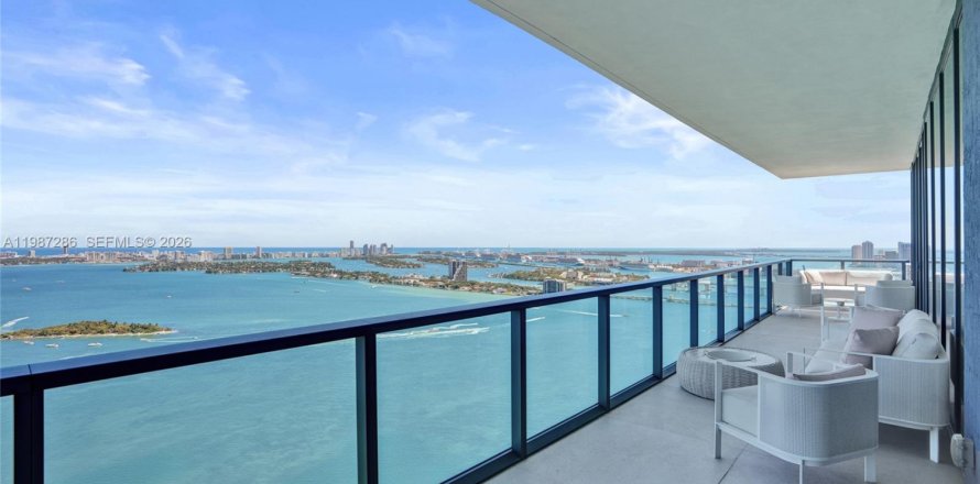 Condo à Miami, Floride, 5 chambres № 2153703