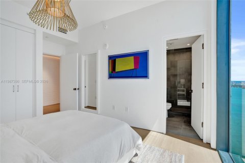 Copropriété à vendre à Miami, Floride: 5 chambres, 368.45 m2 № 2153703 - photo 28