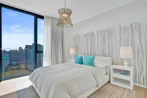 Copropriété à vendre à Miami, Floride: 5 chambres, 368.45 m2 № 2153703 - photo 25