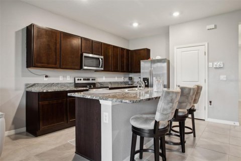 Townhouse in Wesley Chapel, Florida 3 bedrooms, 155.43 sq.m. № 1626797 - photo 8