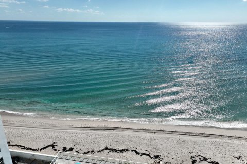Copropriété à vendre à Palm Beach, Floride: 1 chambre, 93.65 m2 № 1092437 - photo 1