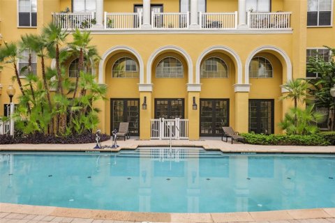 Condo in Orlando, Florida, 2 bedrooms  № 2400325 - photo 25