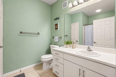Condo in Orlando, Florida, 2 bedrooms  № 2400325 - photo 12