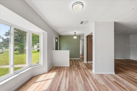 Villa ou maison à vendre à Deltona, Floride: 4 chambres, 170.75 m2 № 2272738 - photo 7