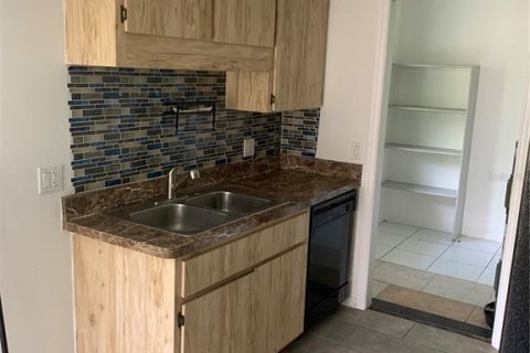 Condominio en alquiler en Punta Gorda, Florida, 2 dormitorios, 97.18 m2 № 2094377 - foto 25