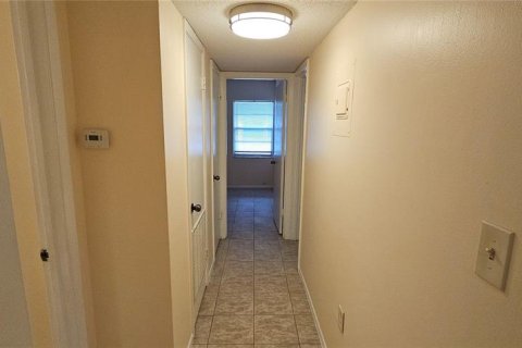 Condo in Sanford, Florida, 2 bedrooms  № 1802060 - photo 12