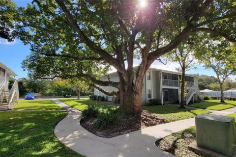 Condo in Sanford, Florida, 2 bedrooms  № 1802060 - photo 22