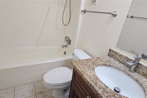 Condo in Sanford, Florida, 2 bedrooms  № 1802060 - photo 15