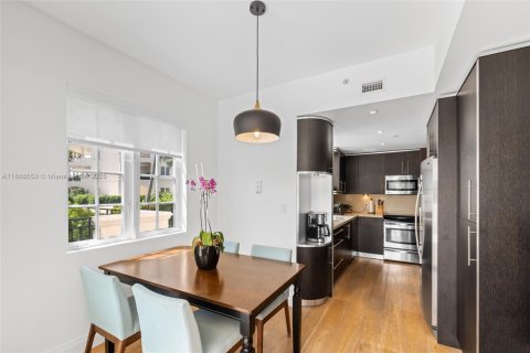 Copropriété à louer à Miami Beach, Floride: 3 chambres, 190.36 m2 № 2169681 - photo 16