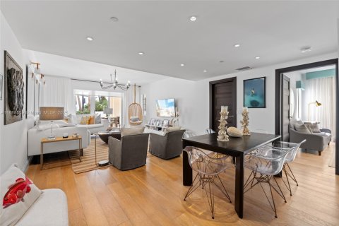 Copropriété à louer à Miami Beach, Floride: 3 chambres, 190.36 m2 № 2169681 - photo 6
