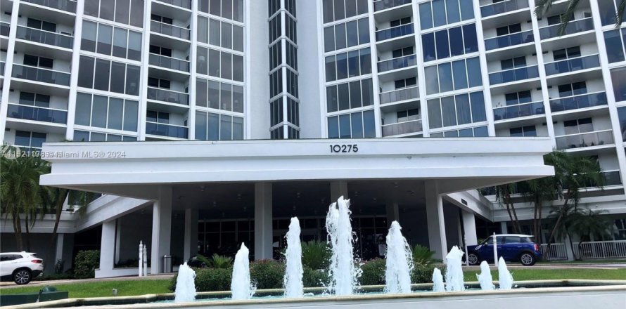 Condo in Bal Harbour, Florida, 2 bedrooms № 969819