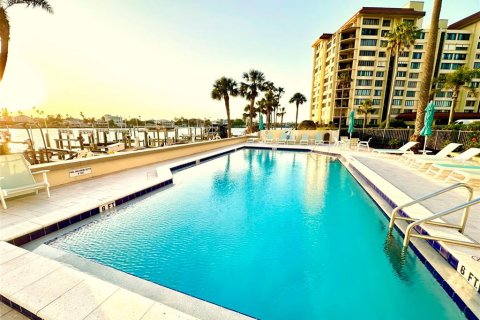 Condominio en venta en Clearwater, Florida, 2 dormitorios, 106.84 m2 № 1680278 - foto 27