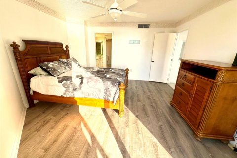 Condominio en venta en Clearwater, Florida, 2 dormitorios, 106.84 m2 № 1680278 - foto 14