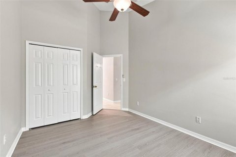 House in Clermont, Florida 4 bedrooms, 180.42 sq.m. № 2299425 - photo 23