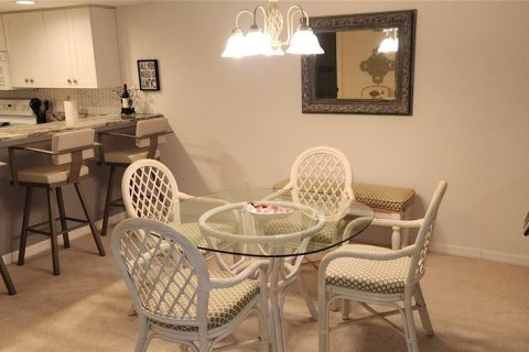 Copropriété à vendre à Rotonda, Floride: 2 chambres, 119.38 m2 № 2259239 - photo 7