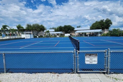 Copropriété à vendre à Rotonda, Floride: 2 chambres, 119.38 m2 № 2259239 - photo 26
