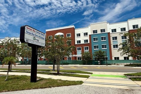 Propiedad comercial en alquiler en Clearwater, Florida, 463.58 m2 № 1915544 - foto 4