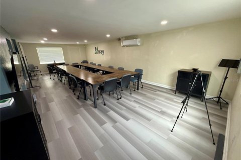 Propiedad comercial en alquiler en Clearwater, Florida, 463.58 m2 № 1915544 - foto 18