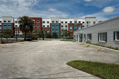 Propiedad comercial en alquiler en Clearwater, Florida, 463.58 m2 № 1915544 - foto 3