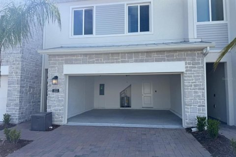Townhouse in Davenport, Florida 3 bedrooms, 173.17 sq.m. № 2112646 - photo 4