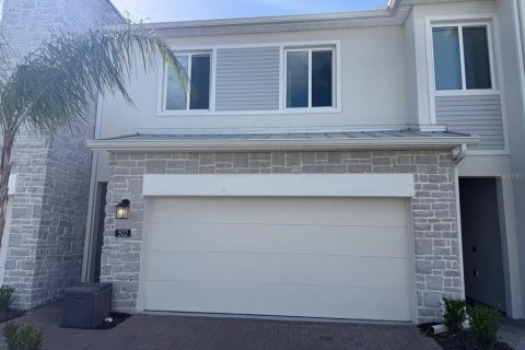 Townhouse in Davenport, Florida 3 bedrooms, 173.17 sq.m. № 2112646