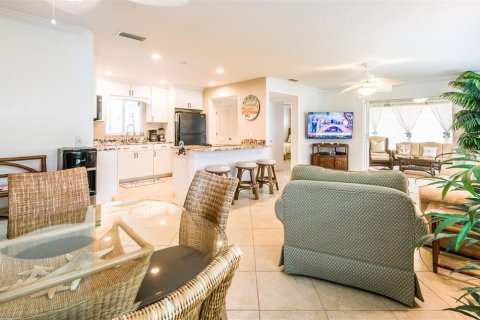 Casa en alquiler en Sarasota, Florida, 2 dormitorios, 93.65 m2 № 1659655 - foto 9