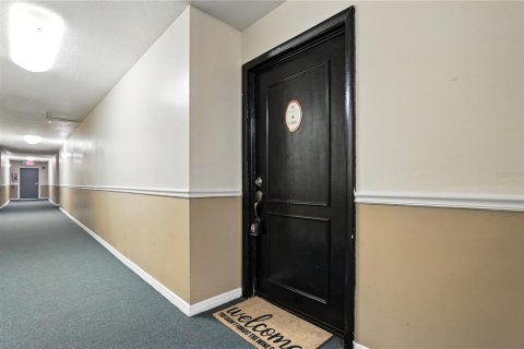 Купить кондоминиум в Винтер-Парк, Флорида 3 комнаты, 81.85м2, № 1884166 - фото 2