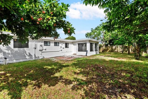 House in Fort Lauderdale, Florida 3 bedrooms № 1848875 - photo 24
