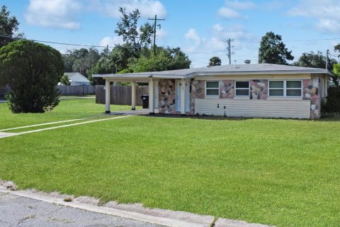 House in Orlando, Florida 3 bedrooms, 111.48 sq.m. № 1900194 - photo 15
