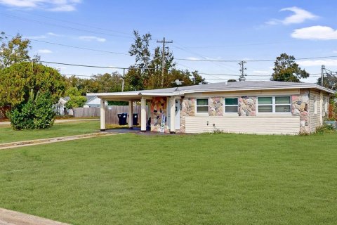 House in Orlando, Florida 3 bedrooms, 111.48 sq.m. № 1900194 - photo 14