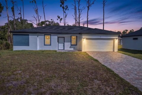 Villa ou maison à Port Charlotte, Floride 4 chambres, 154.5 m2 № 2095747