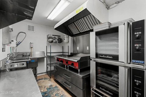 Купить коммерческую недвижимость в Нью-Смирна-Бич, Флорида № 2099416 - фото 22