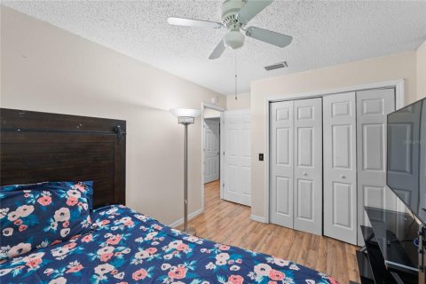 House in Eagle Lake, Florida 3 bedrooms, 98.76 sq.m. № 1903483 - photo 19