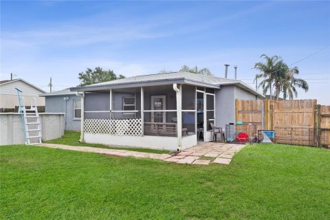 House in Eagle Lake, Florida 3 bedrooms, 98.76 sq.m. № 1903483 - photo 30