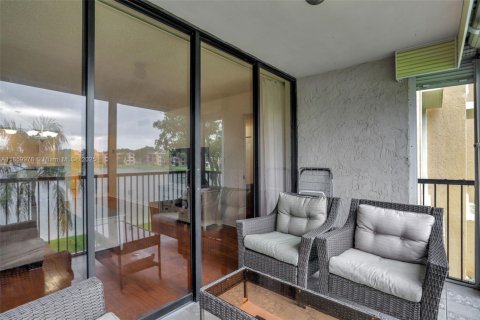 Condo in Margate, Florida, 2 bedrooms  № 1888428 - photo 14