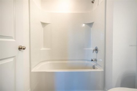 Adosado en alquiler en Davenport, Florida, 3 dormitorios, 130.43 m2 № 1912966 - foto 17