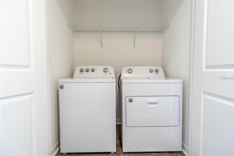Adosado en alquiler en Davenport, Florida, 3 dormitorios, 130.43 m2 № 1912966 - foto 18