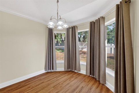 House in Tavares, Florida 4 bedrooms, 150.87 sq.m. № 2205966 - photo 9