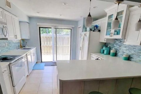 Купить таунхаус в Ормонд-Бич, Флорида 3 комнаты, 157.56м2, № 2095221 - фото 15