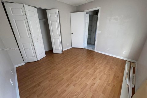 Купить виллу или дом в Уэстон, Флорида 1 комната, 131.92м2, № 1931972 - фото 10